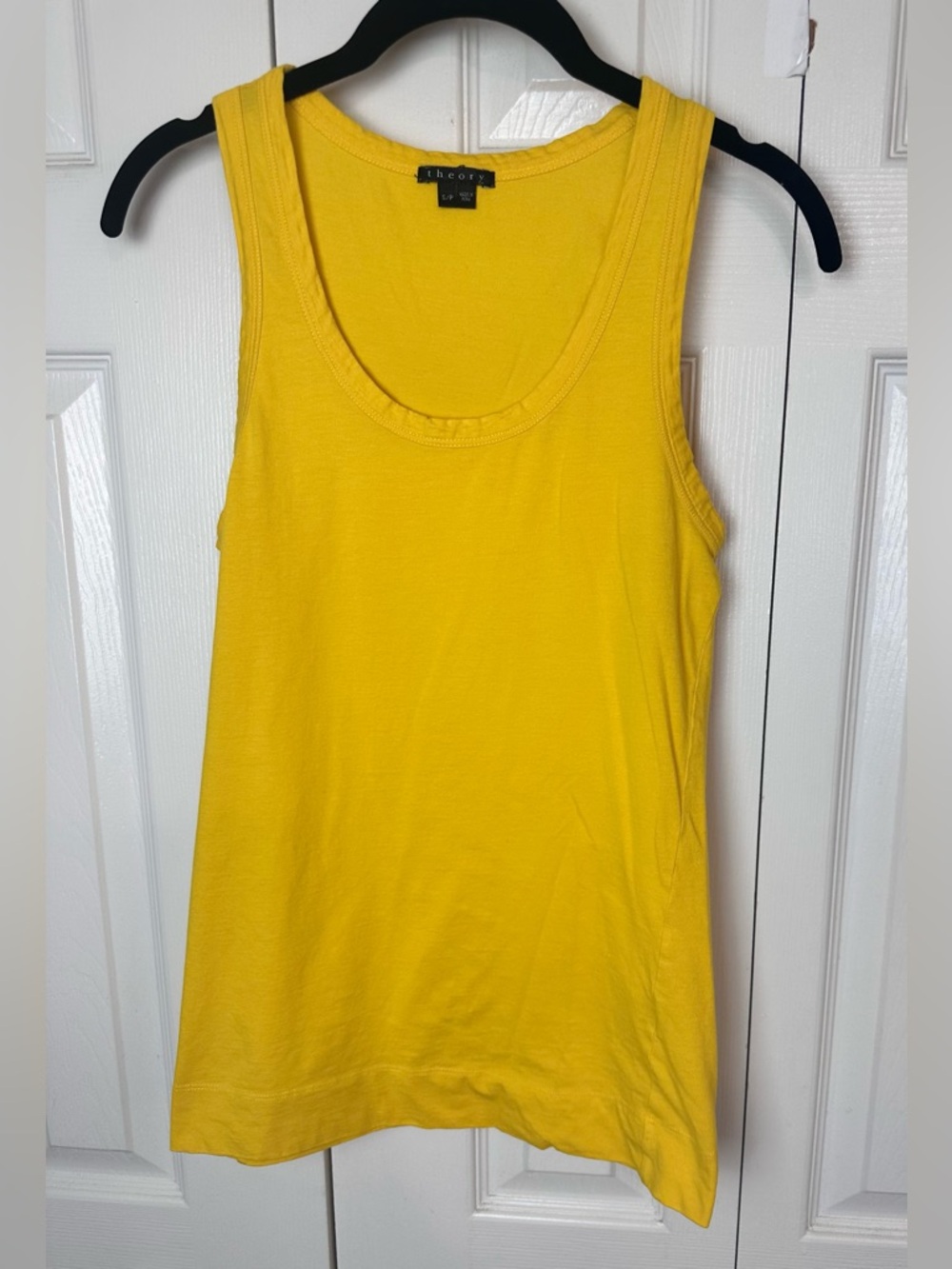 THEORY Yellow Tank Top Shirt Blouse Layering Scoop Neck Minimalist Modern Basic